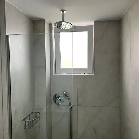 Yiannis And Aparthotel 3*